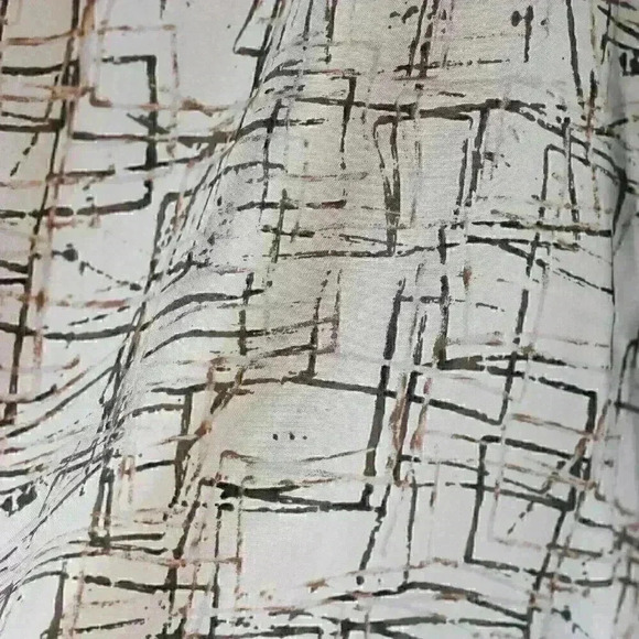 Perry Ellis Size XXL Tan/Brown 100% Silk button down - Picture 5 of 12